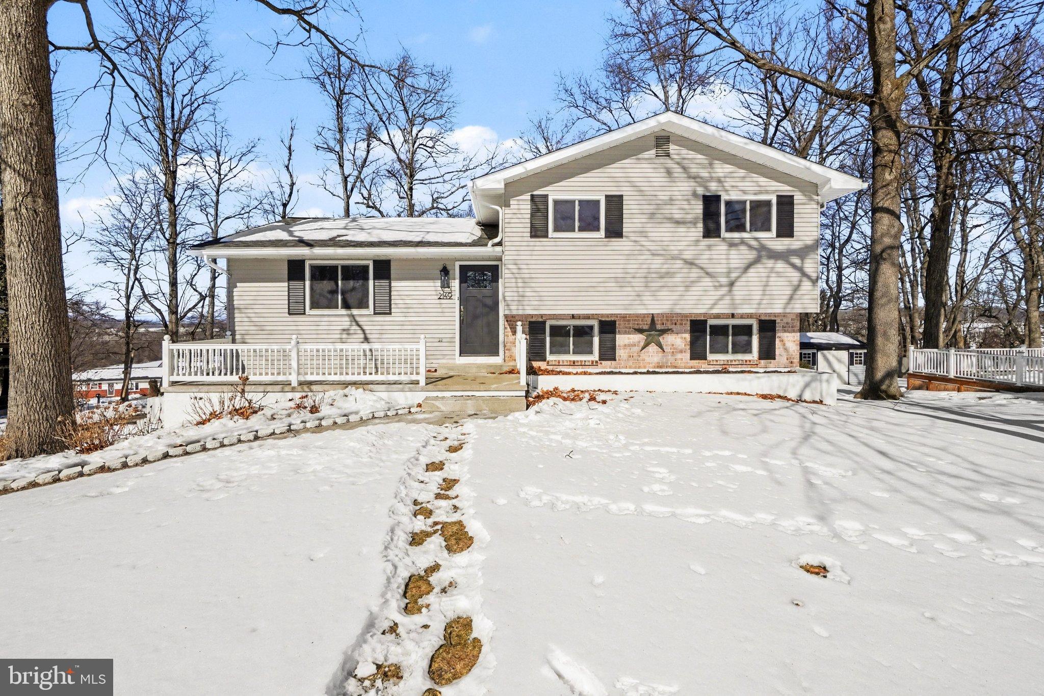 2149 CLOVERFIELD DRIVE