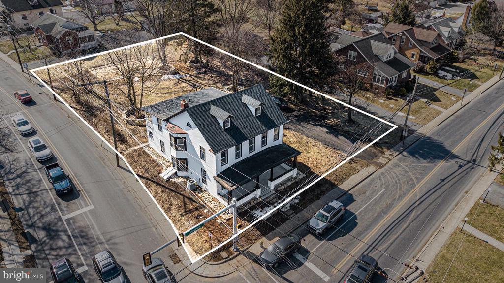 1006 COLEBROOK ROAD