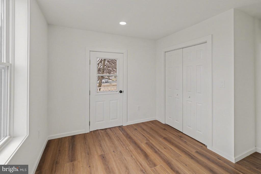 1006 COLEBROOK ROAD