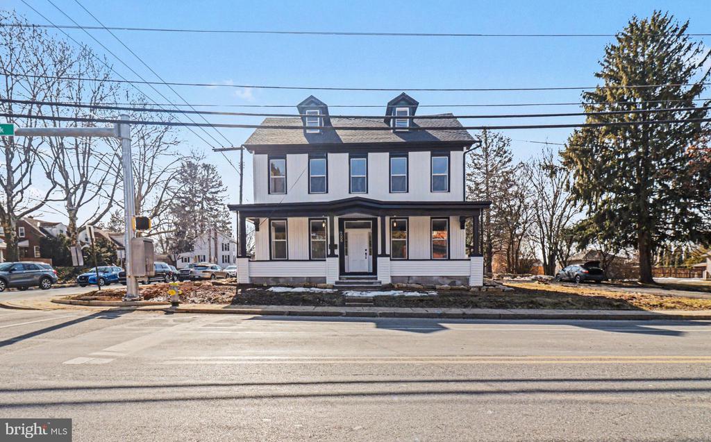 1006 COLEBROOK ROAD