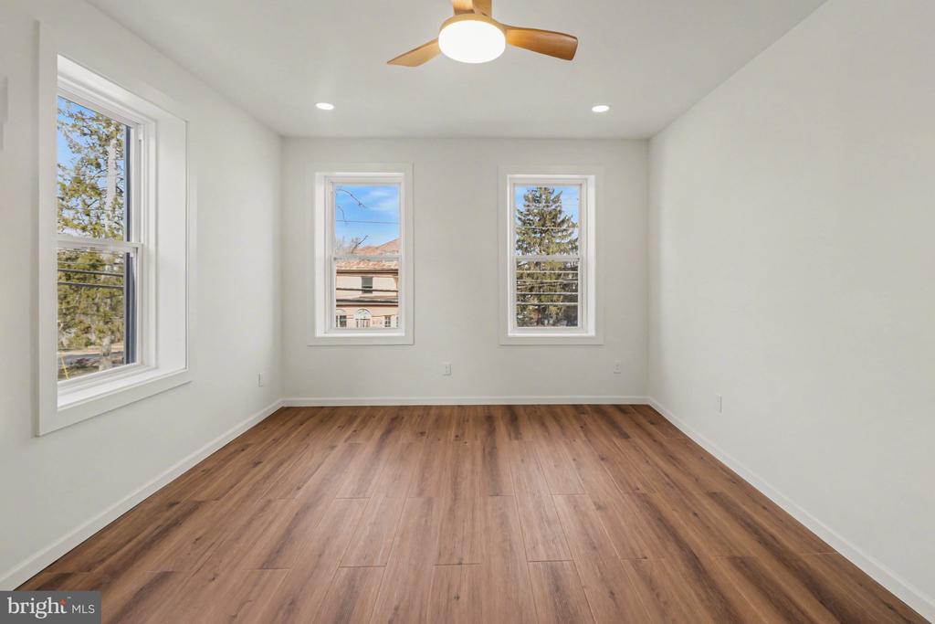 1006 COLEBROOK ROAD
