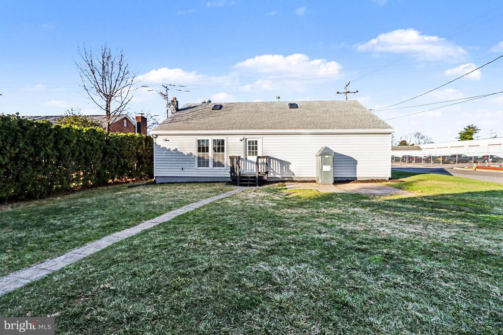 140 N PRINCE STREET
