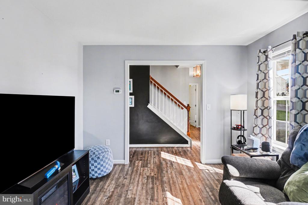 625 N 11TH AVE