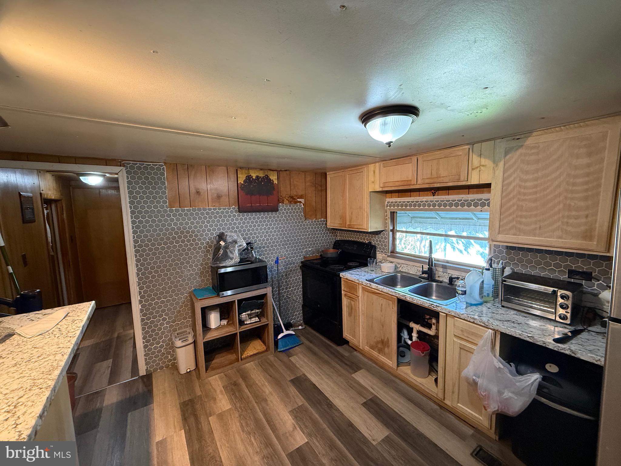 11 DAVID DRIVE R