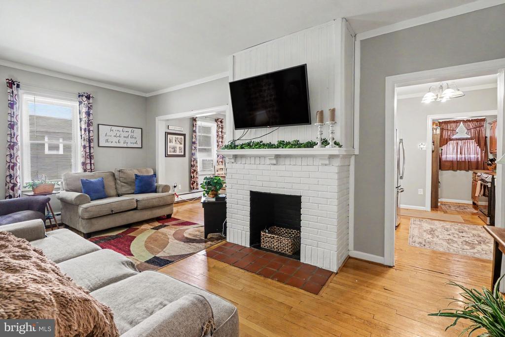 2536 CORNWALL ROAD