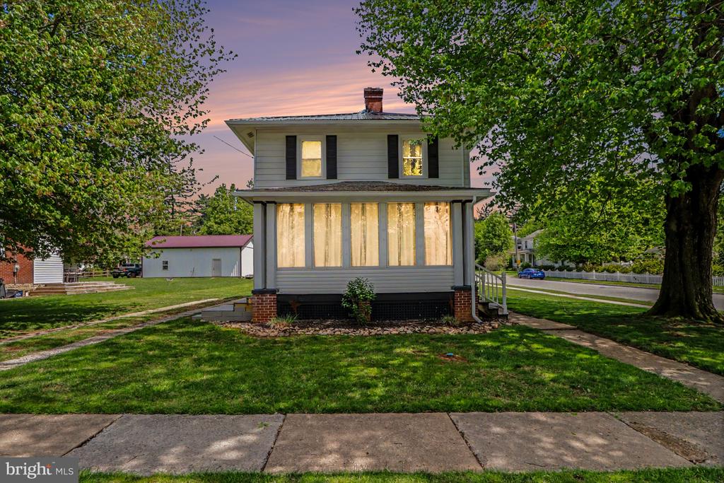 2536 CORNWALL ROAD
