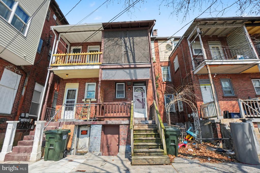 726 LEHMAN STREET