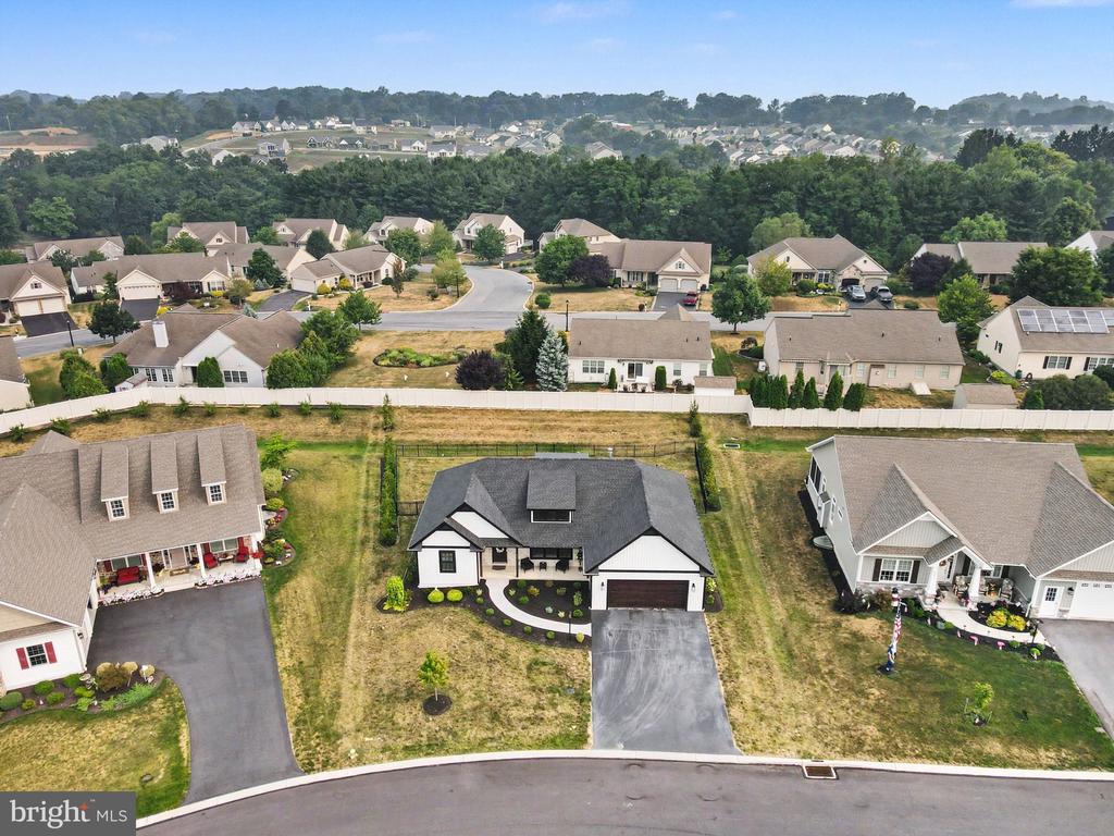 227 DAISY DRIVE