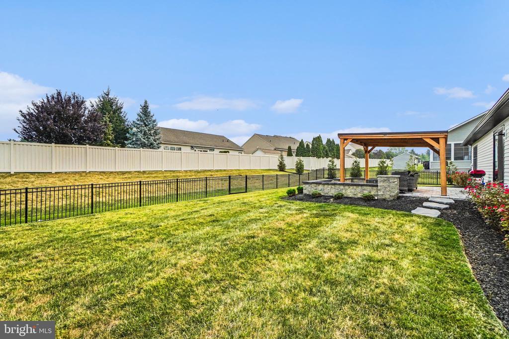 227 DAISY DRIVE