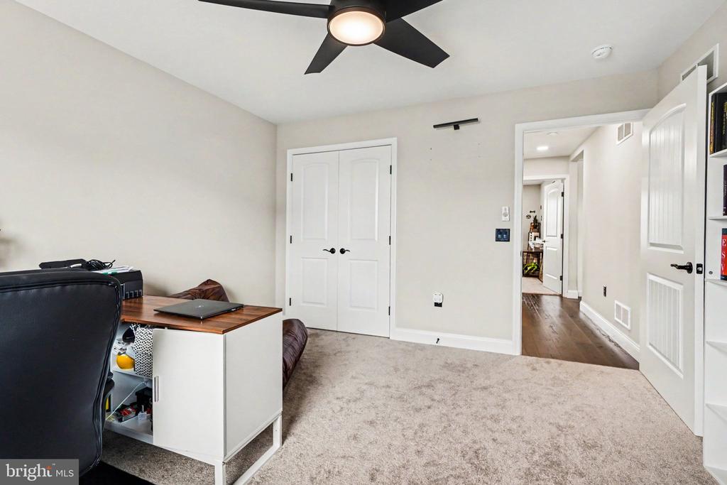 227 DAISY DRIVE