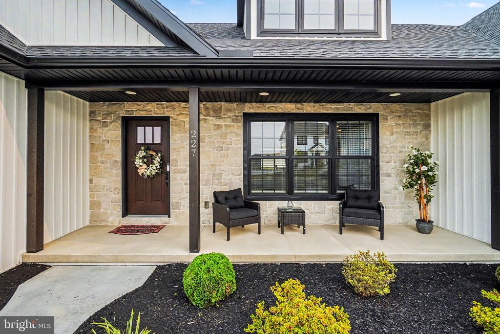 227 DAISY DRIVE