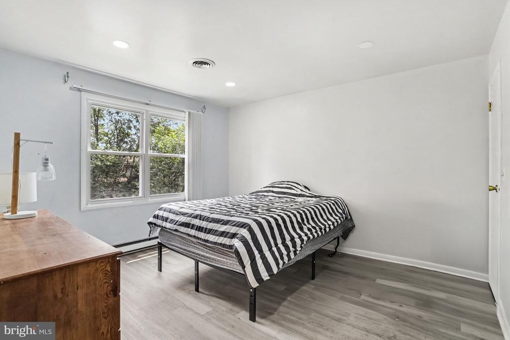 373 OAKLYN ROAD