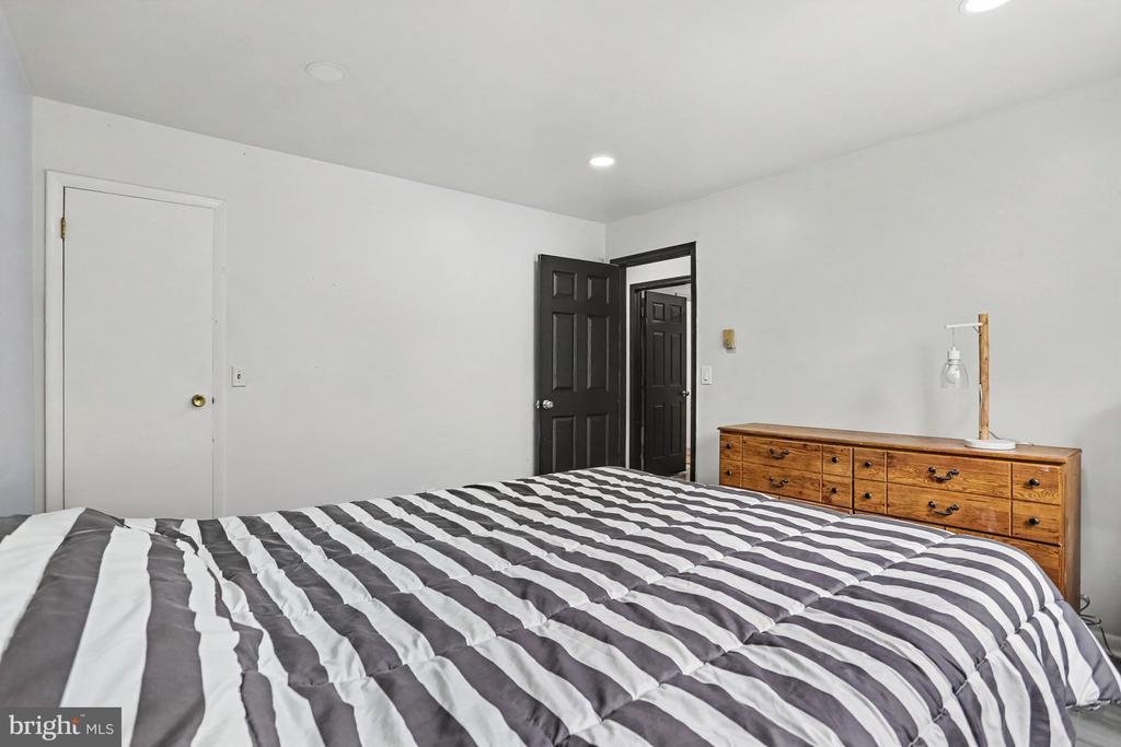 373 OAKLYN ROAD