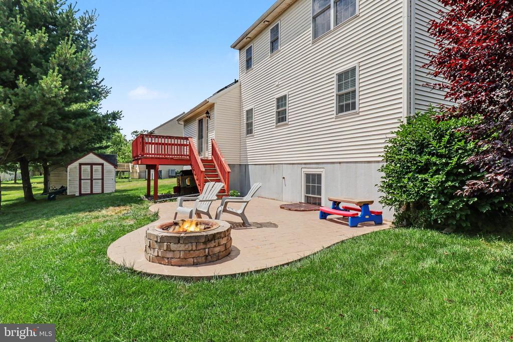 2036 MALLARD LN
