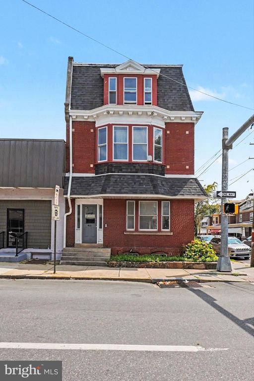 400 N 9TH STREET
