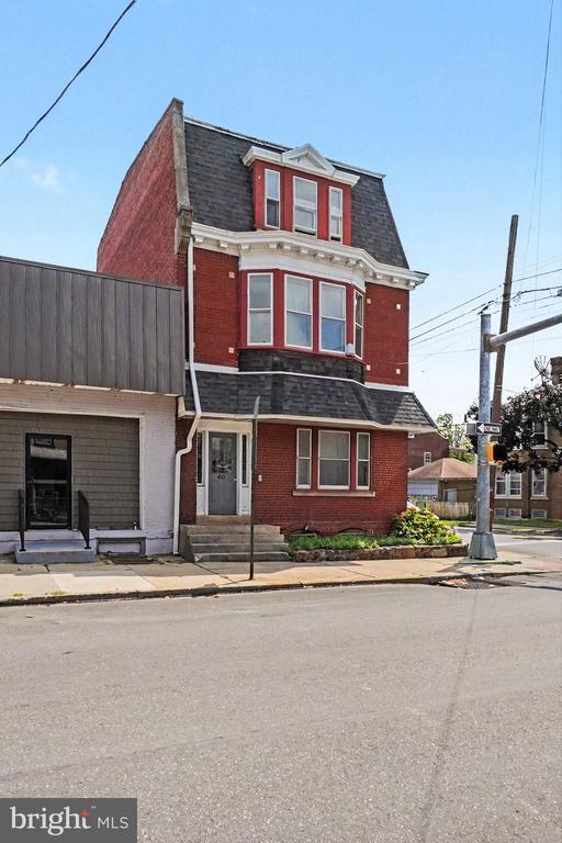 400 N 9TH STREET