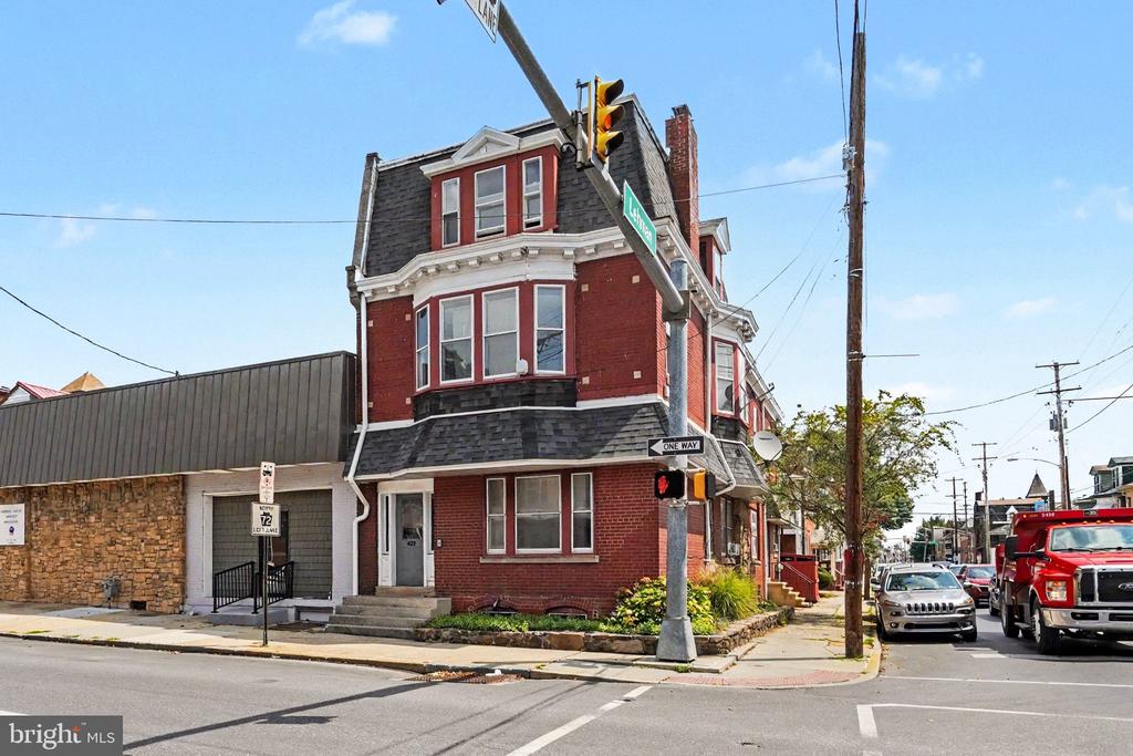 400 N 9TH STREET