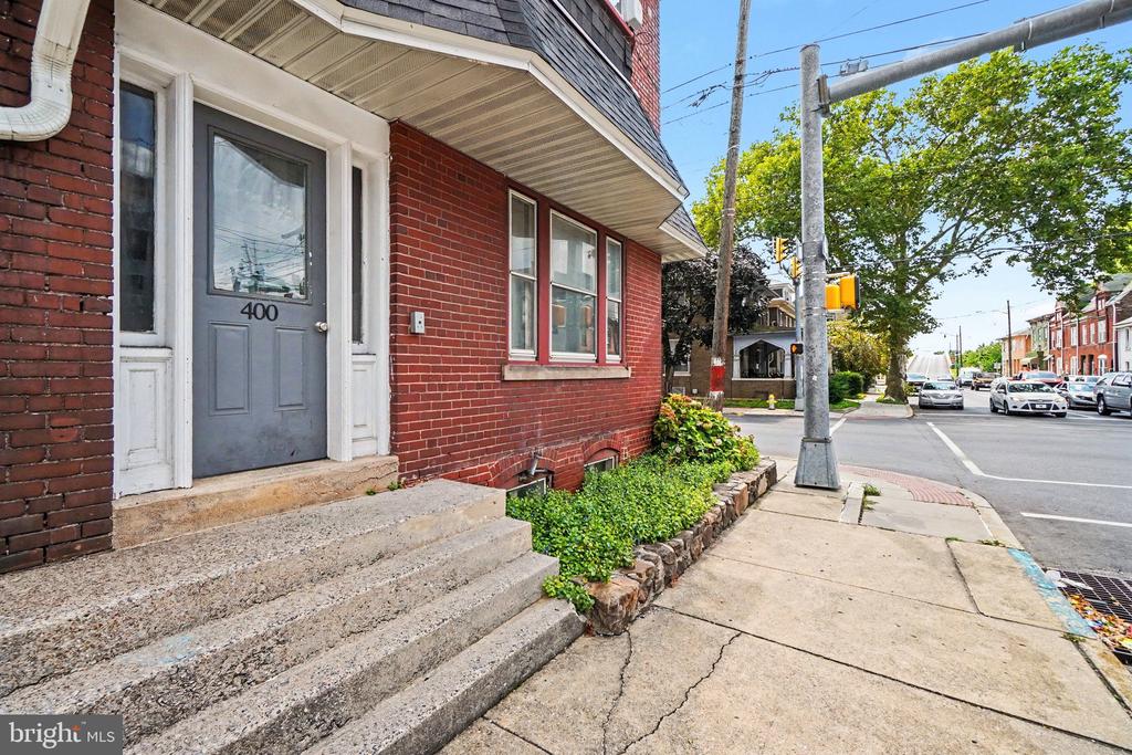 400 N 9TH STREET