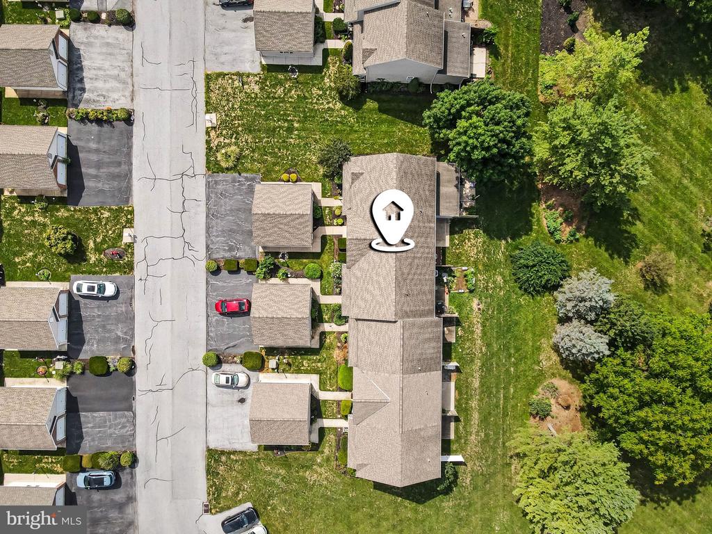 148 SPRUCE COURT