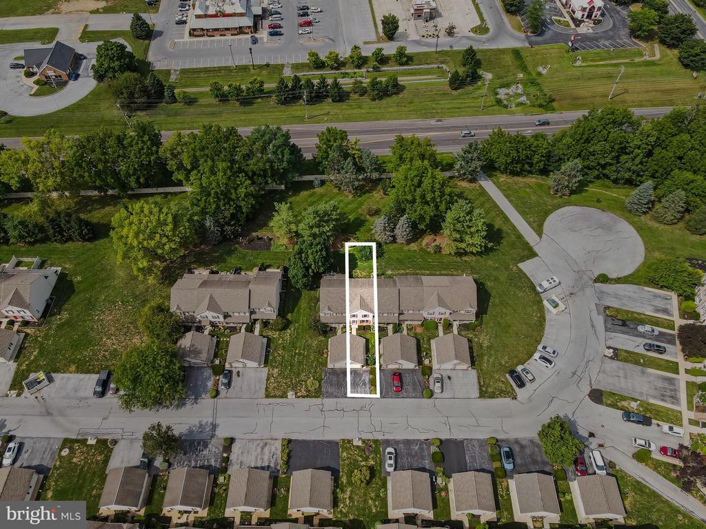 148 SPRUCE COURT