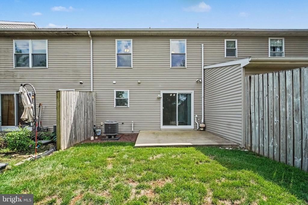 148 SPRUCE COURT