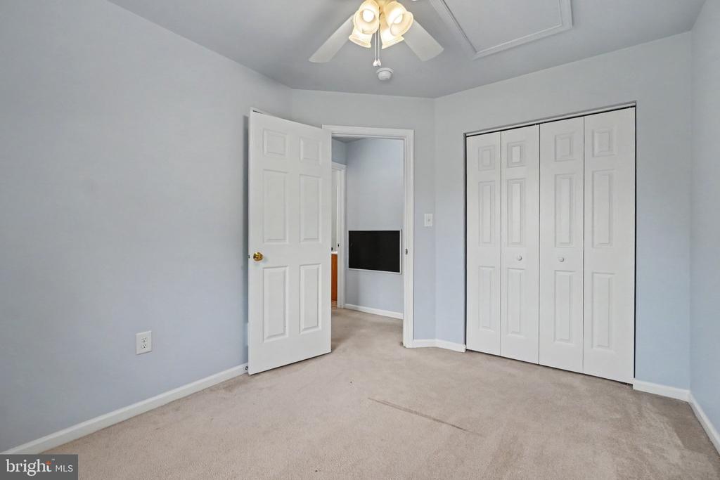 148 SPRUCE COURT