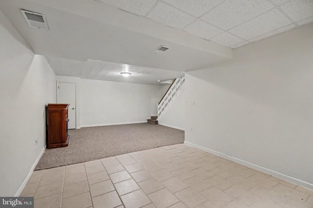 148 SPRUCE COURT
