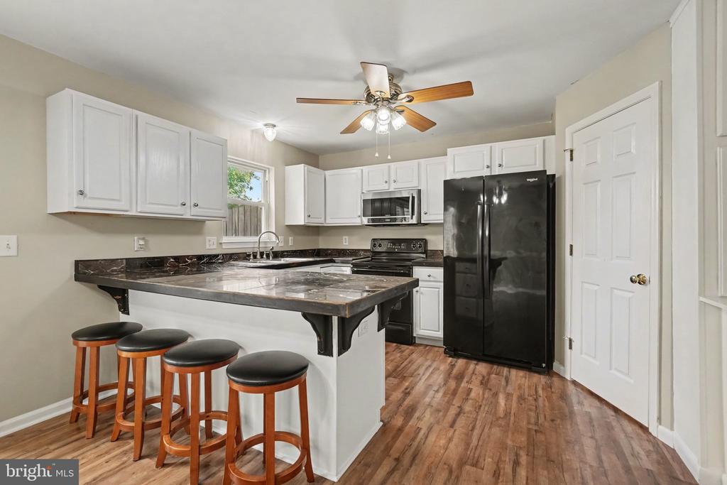 148 SPRUCE COURT