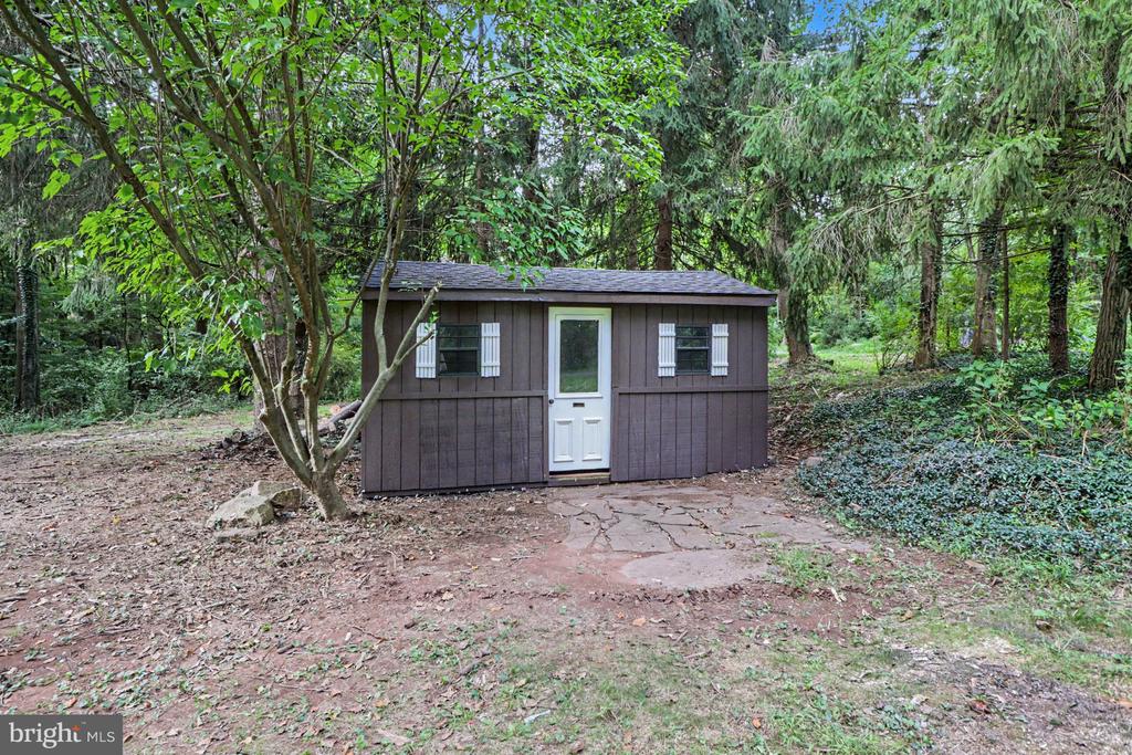 300 TIMBER LANE