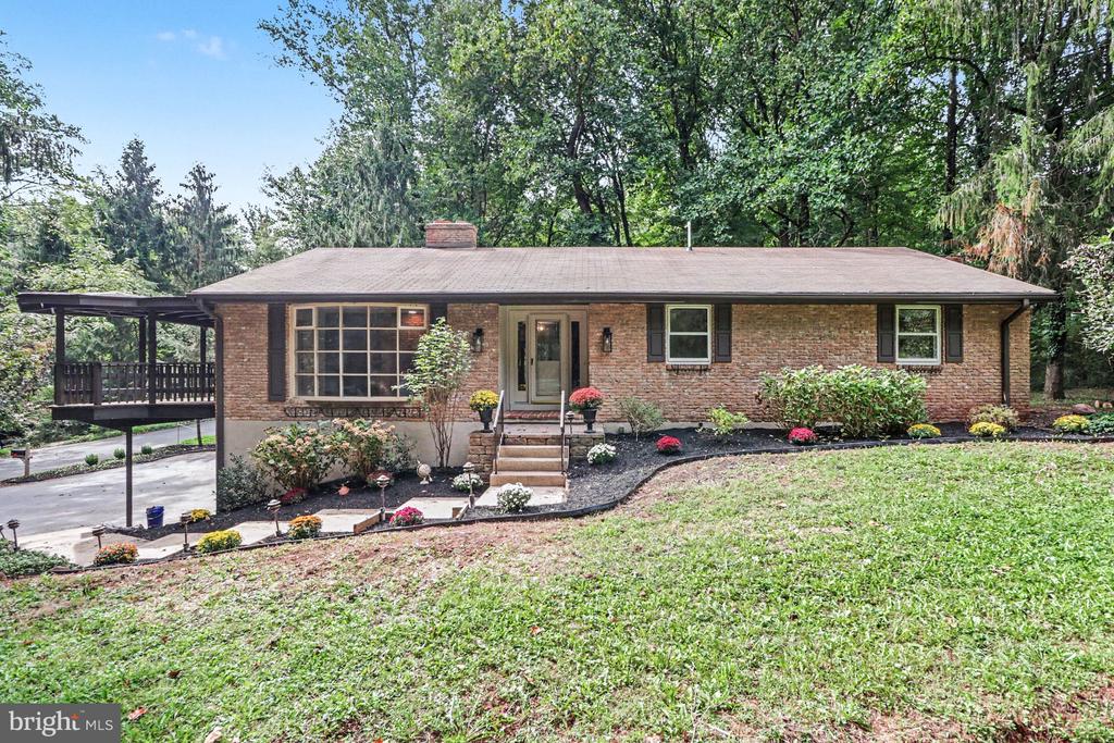 300 TIMBER LANE