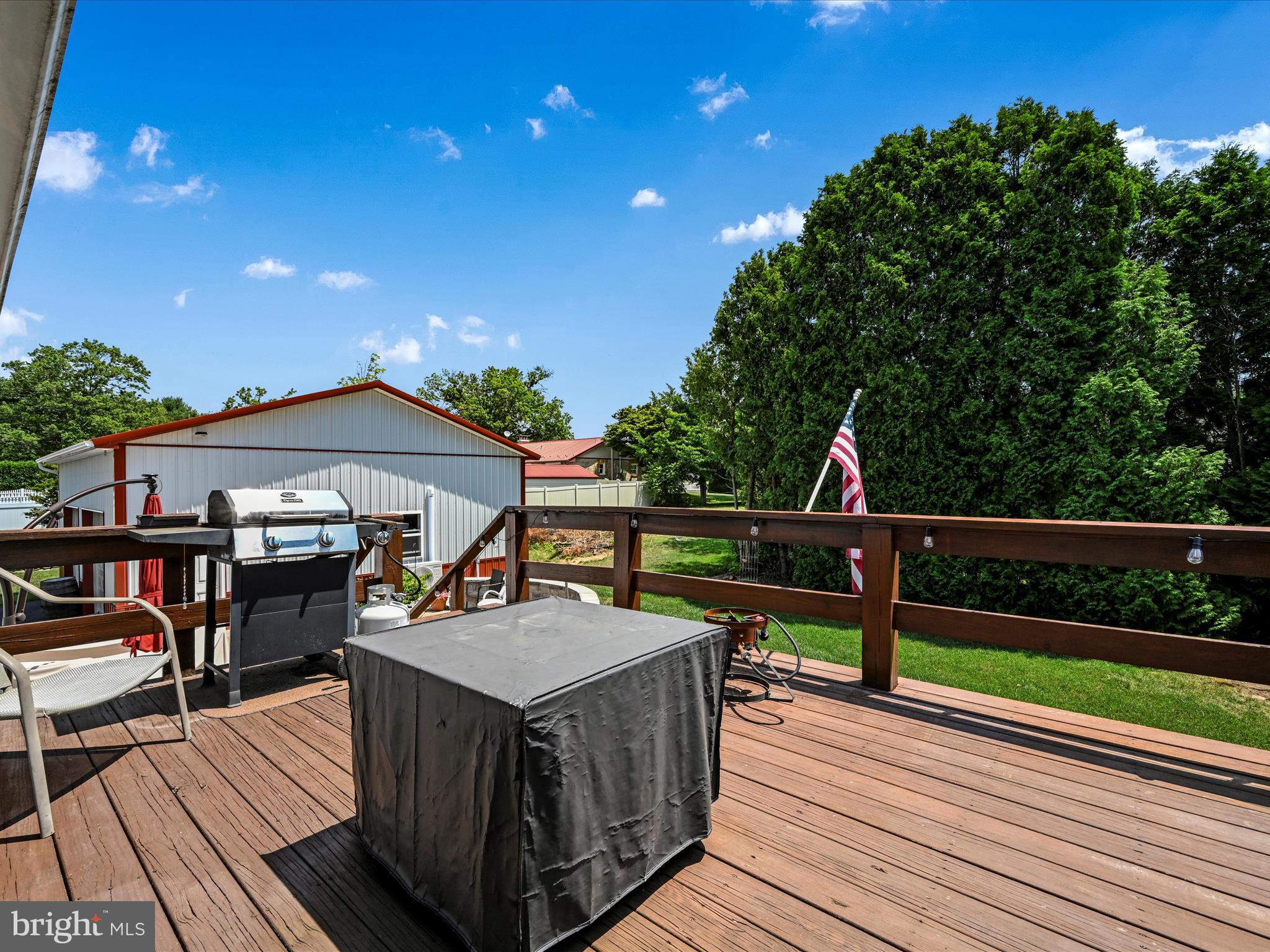 940 Jacks Ln