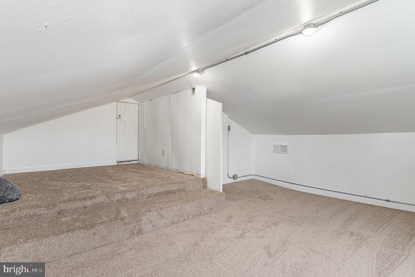 1767 Hilton Ave