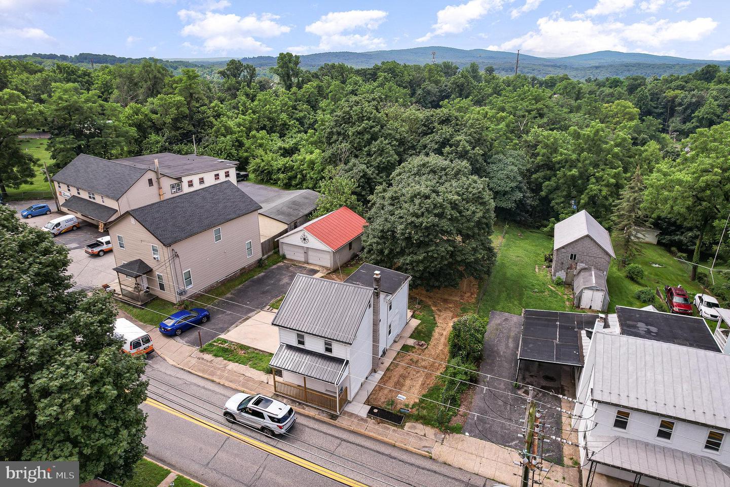 2345 Old Trail Rd