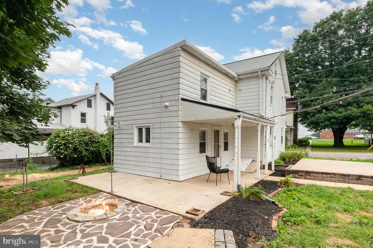 2345 Old Trail Rd