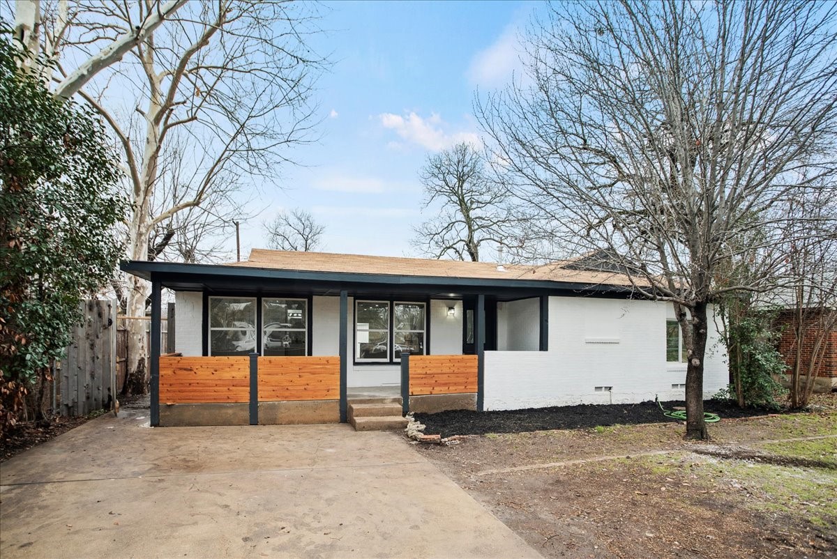 2503 Centerville Road
