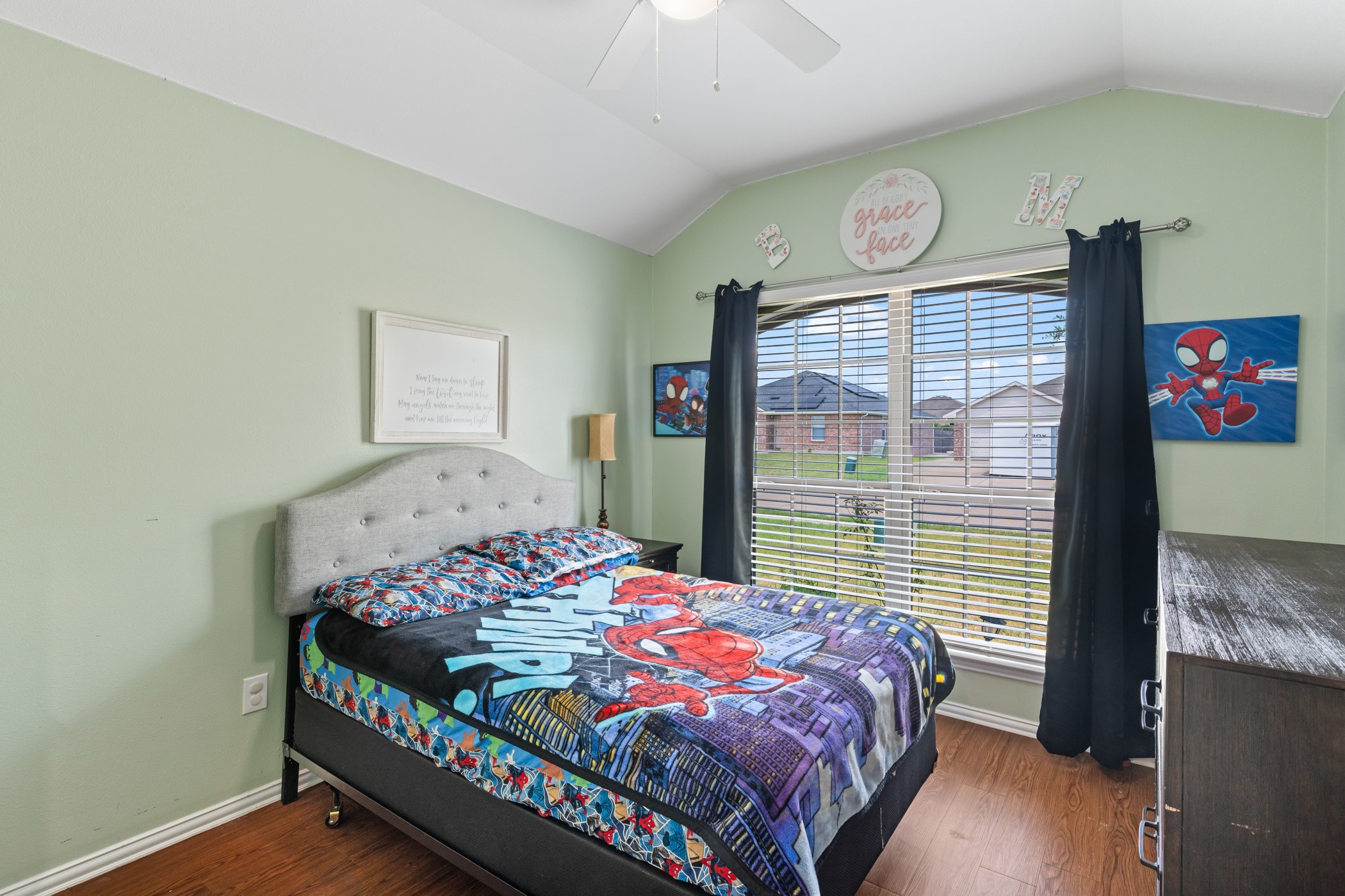 1820 Ridgecrest Drive
