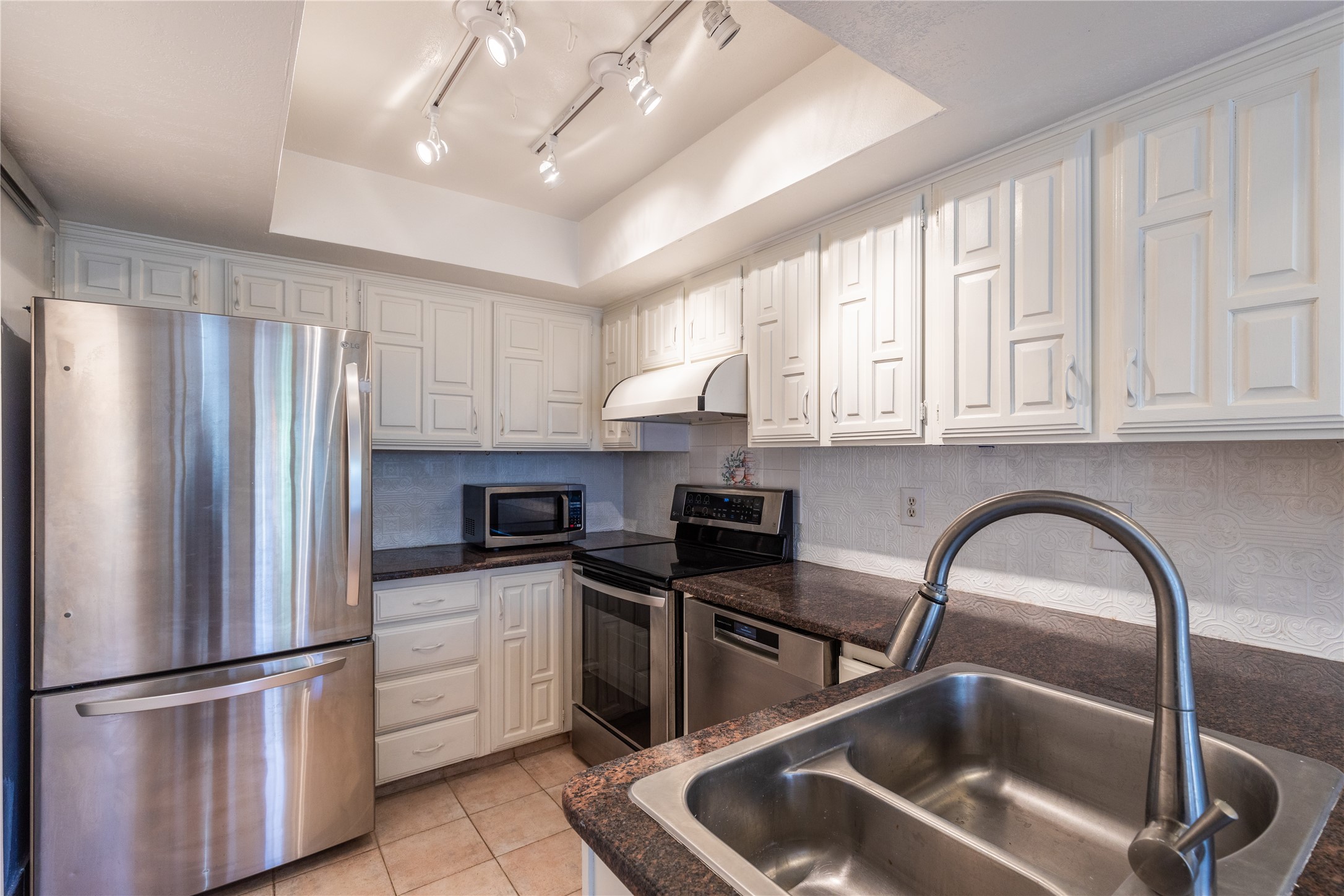 14151 Montfort Drive 266