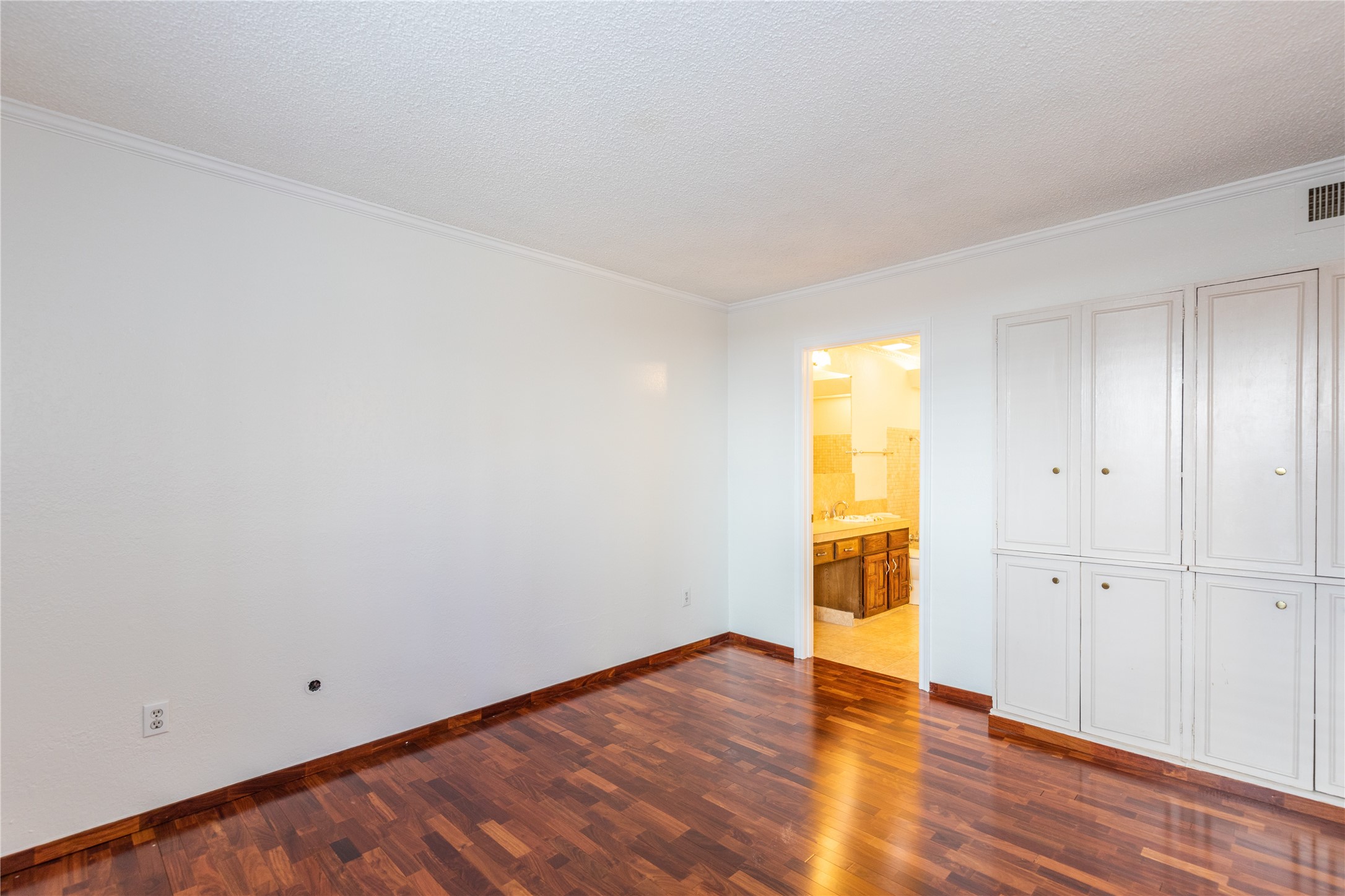 14151 Montfort Drive 266