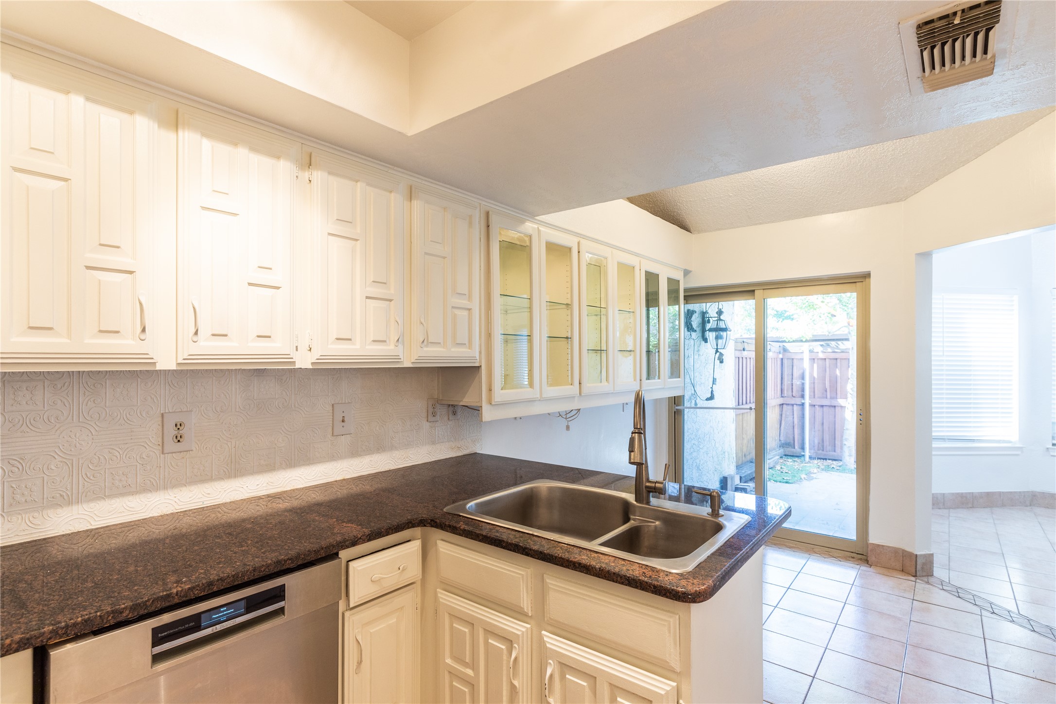 14151 Montfort Drive 266