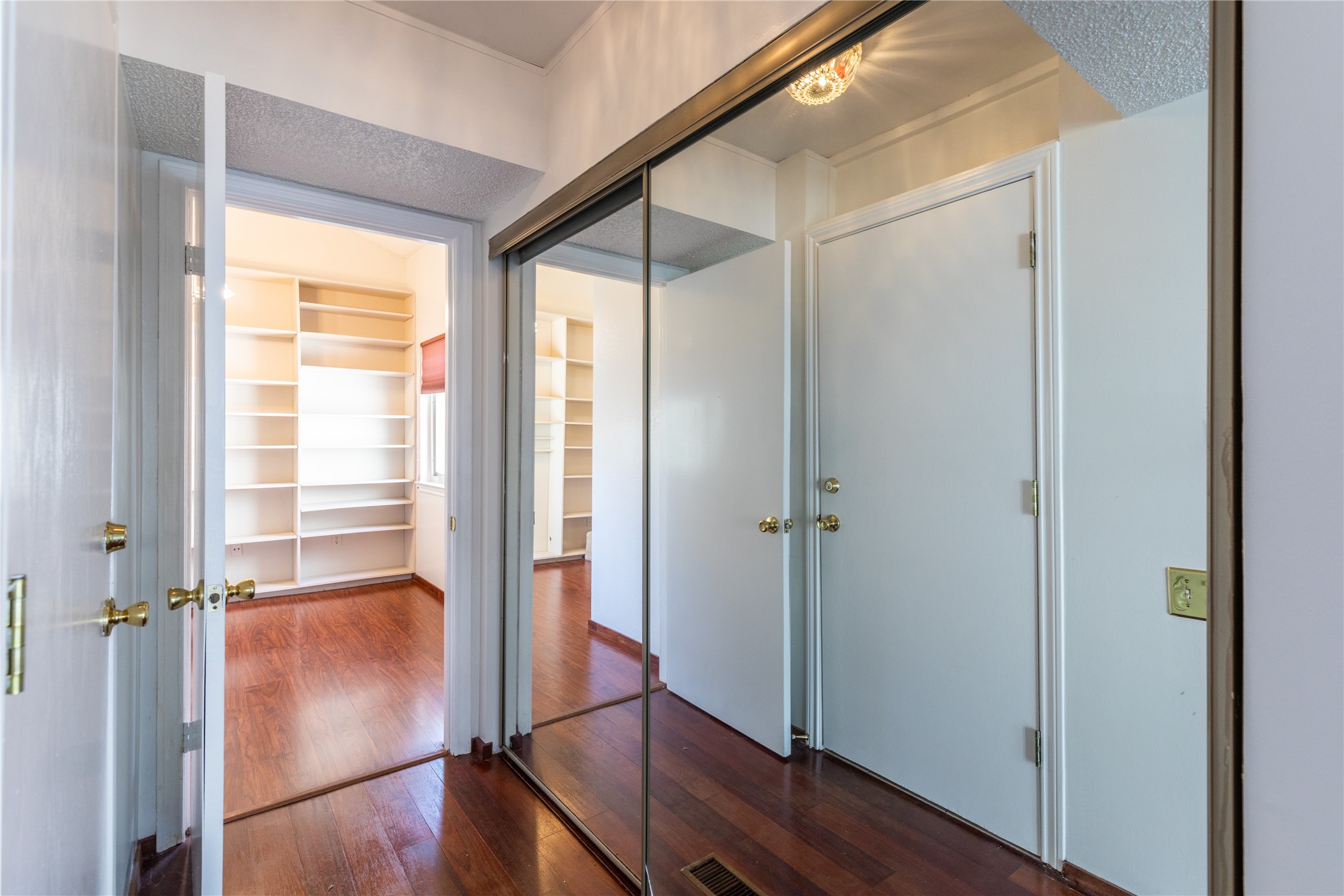 14151 Montfort Drive 266