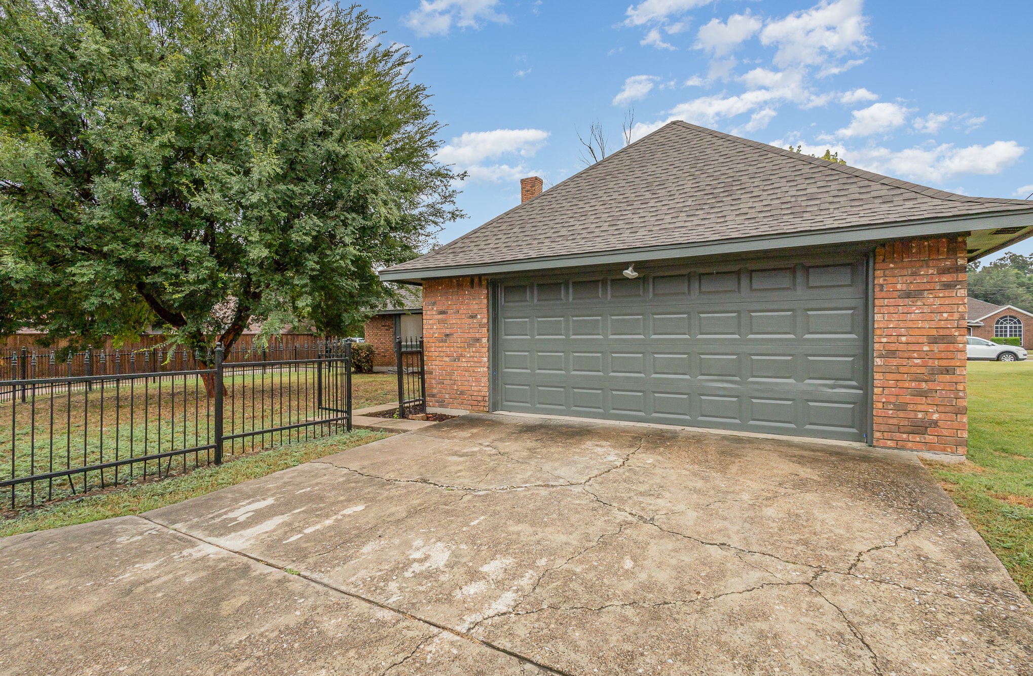 1215 Poplar Lane