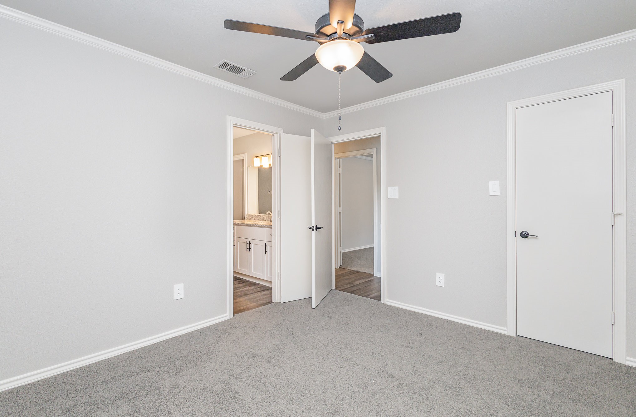 1215 Poplar Lane