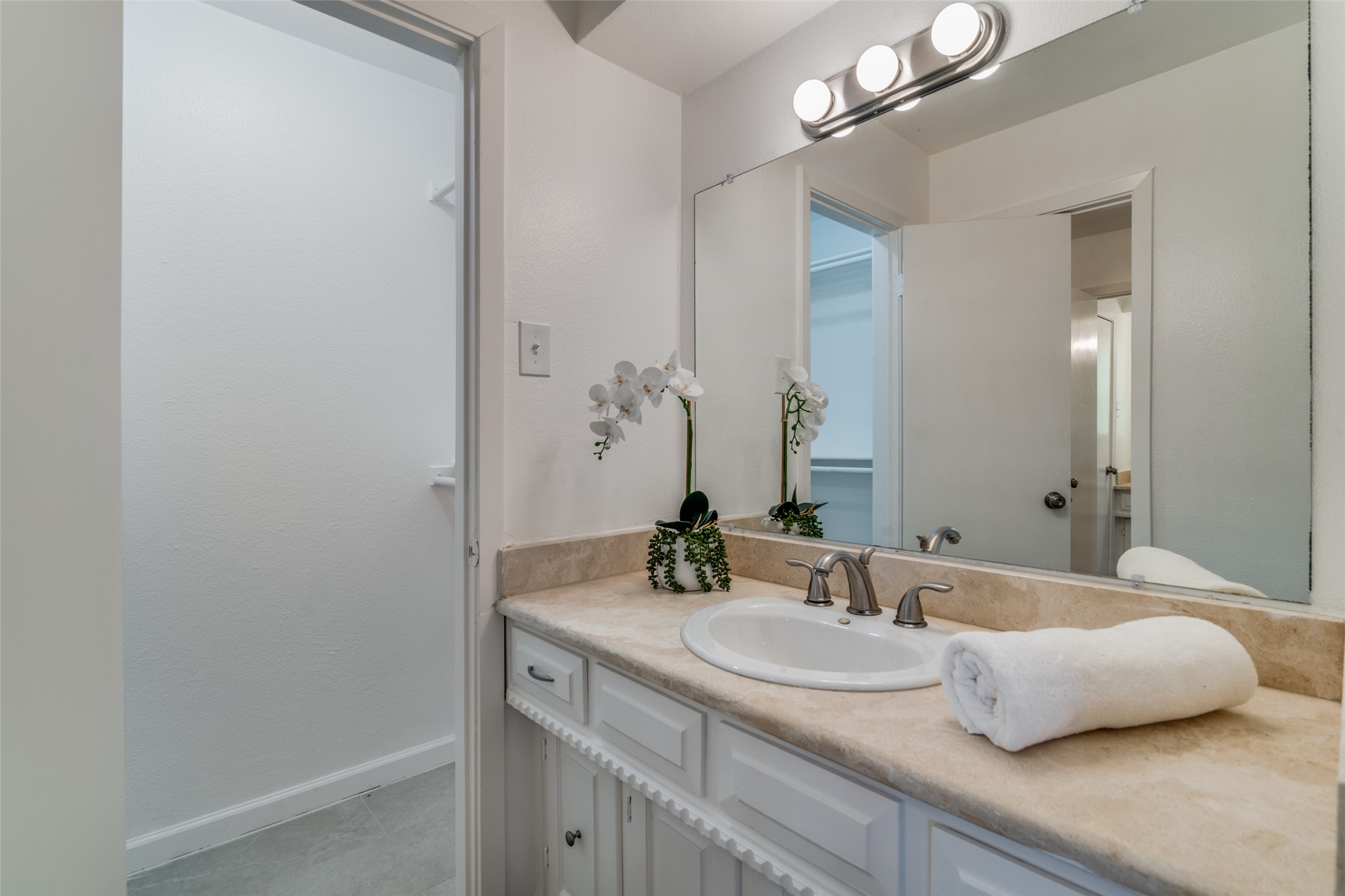 1329 Pecan Valley Drive