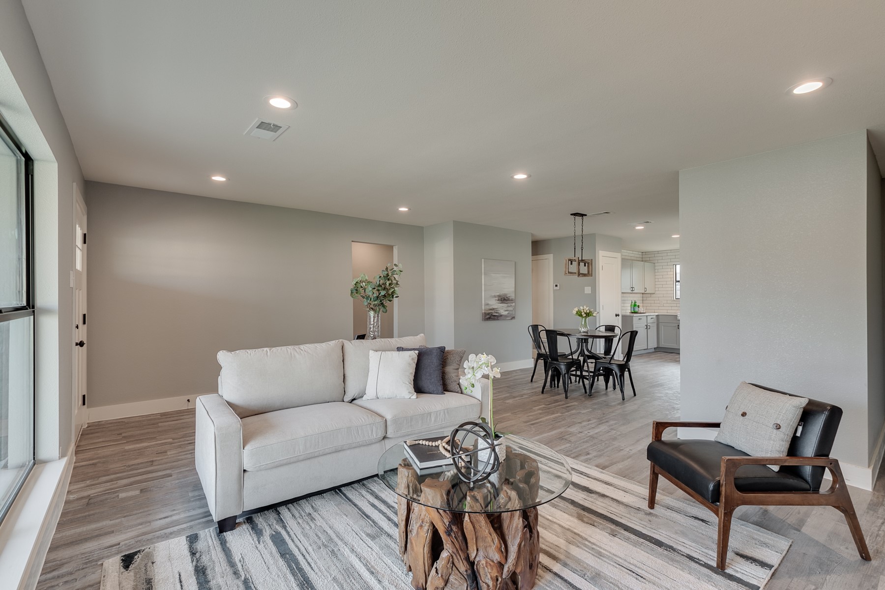4123 Hyde Park
