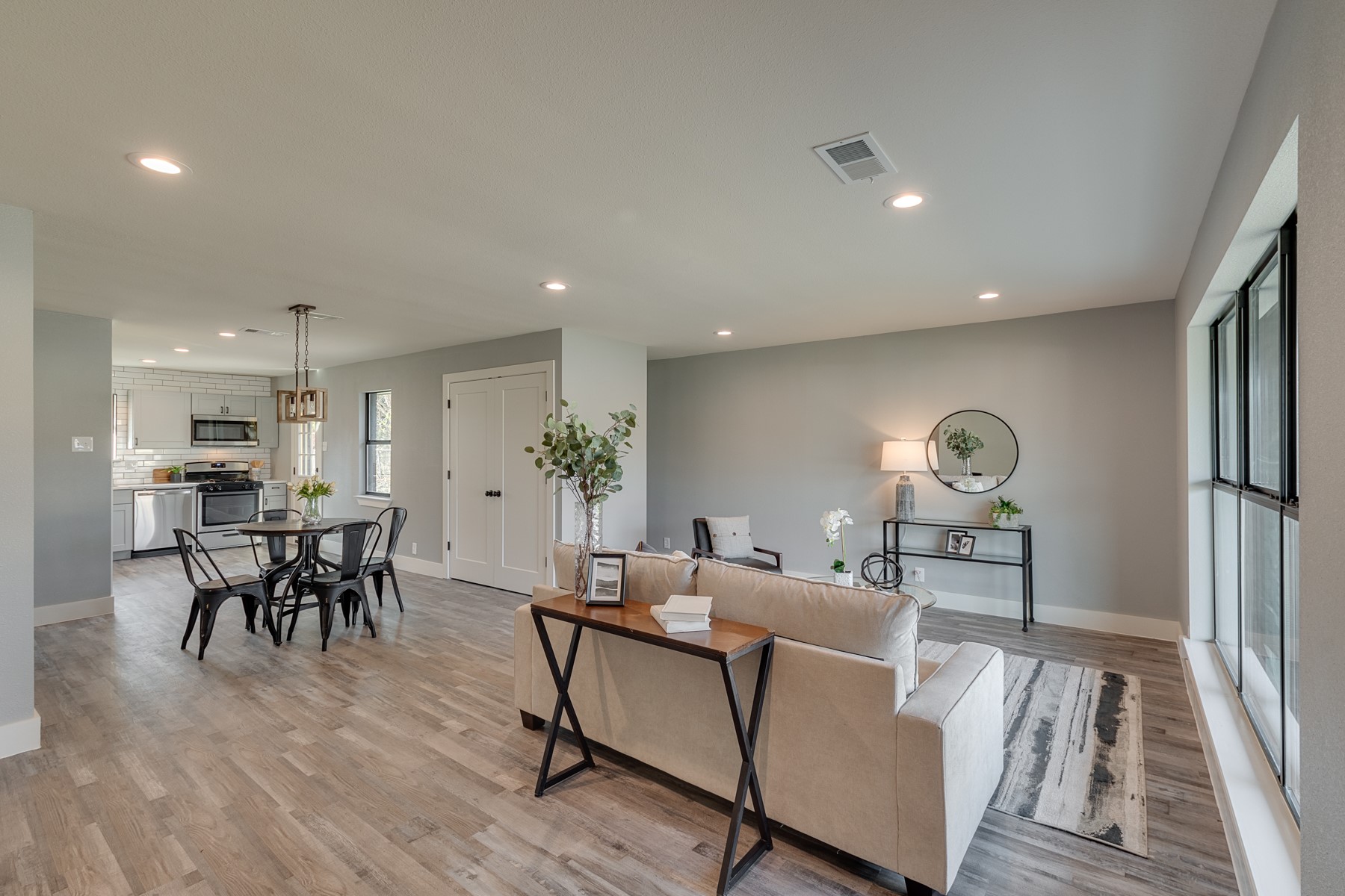 4123 Hyde Park