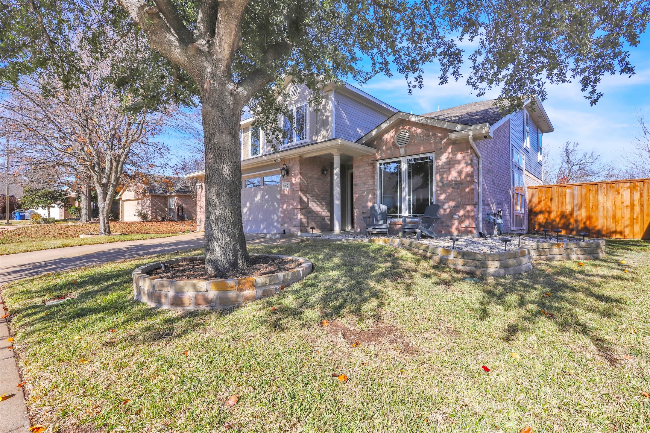 7812 Vista Creek Lane