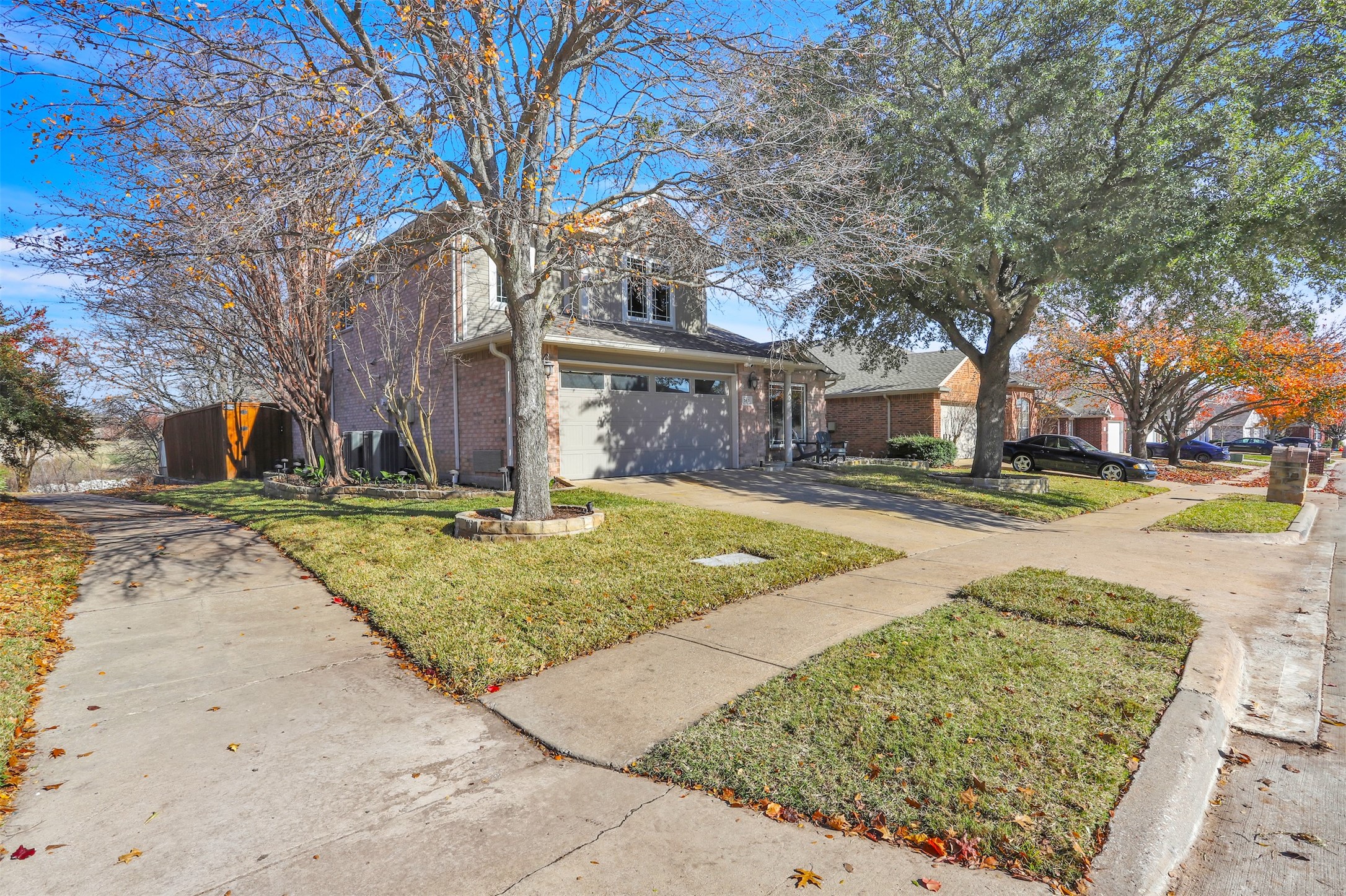 7812 Vista Creek Lane