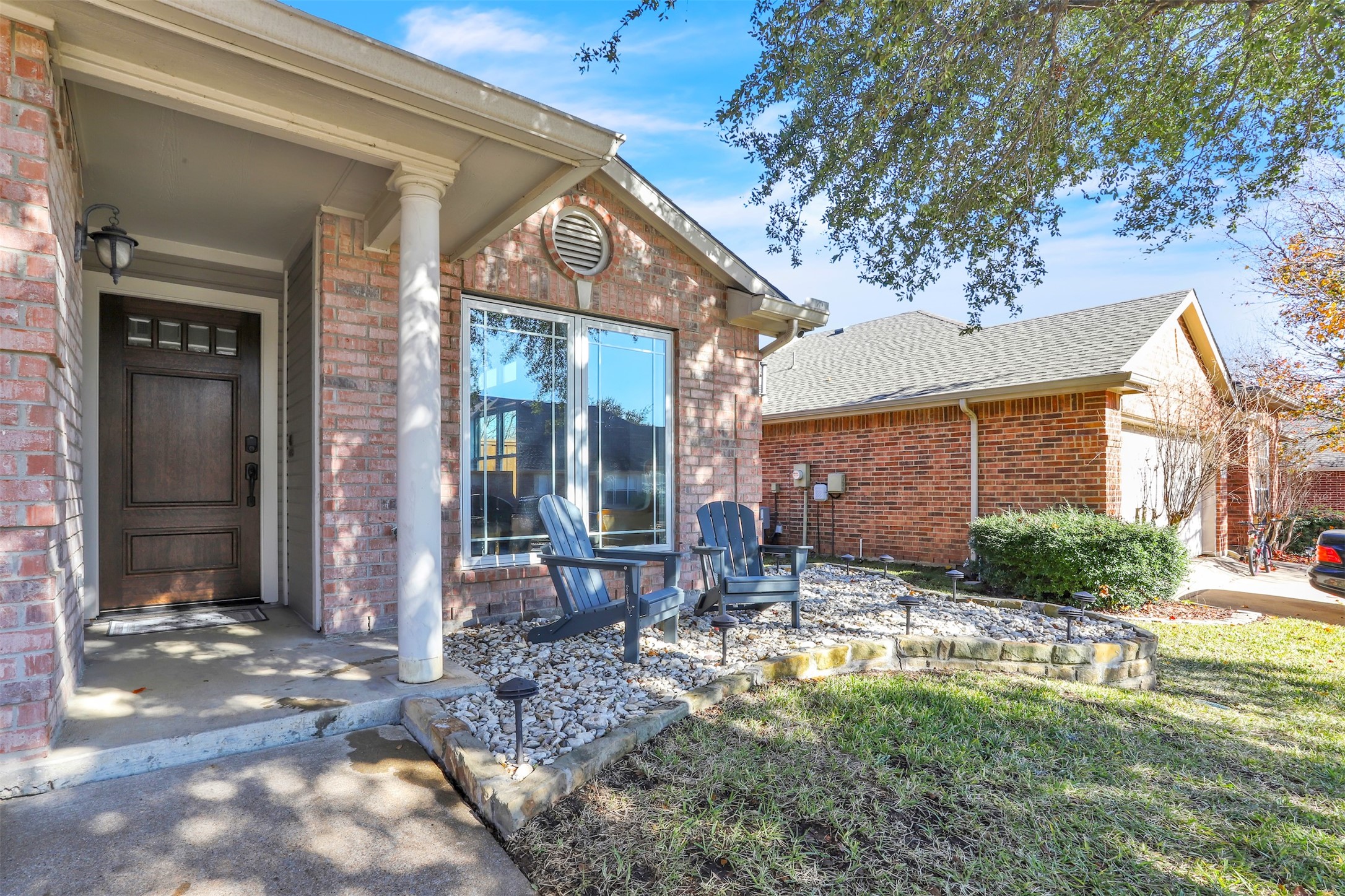 7812 Vista Creek Lane