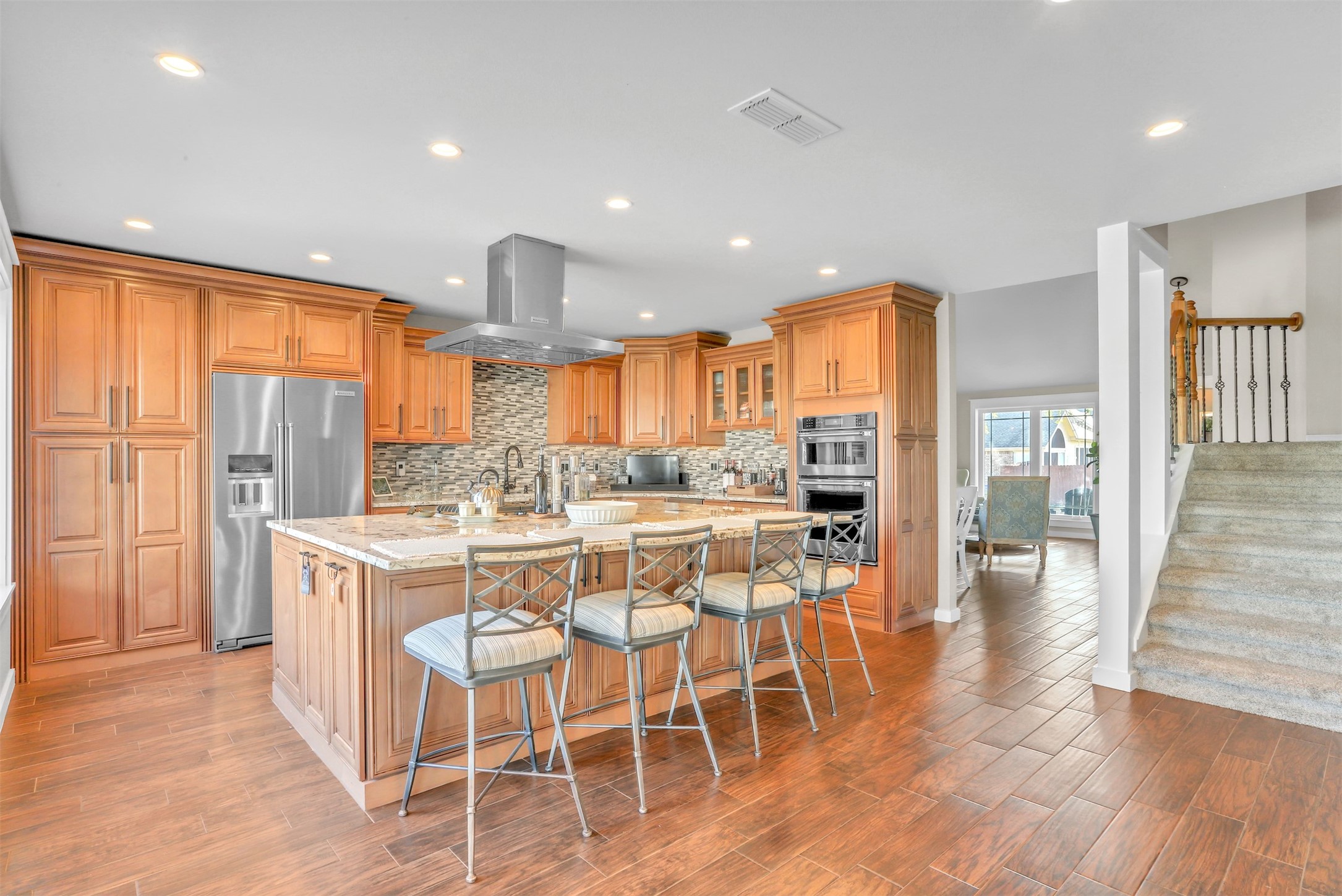 7812 Vista Creek Lane