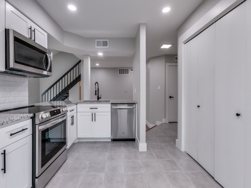 777 Custer Road 12-1